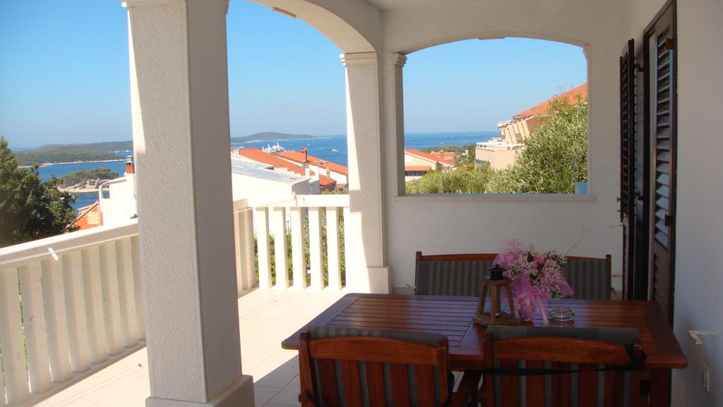 Apartments Topo Hvar Town Buitenkant foto